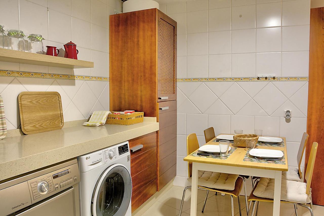 San Bernardo Family Apartment 세비야 외부 사진
