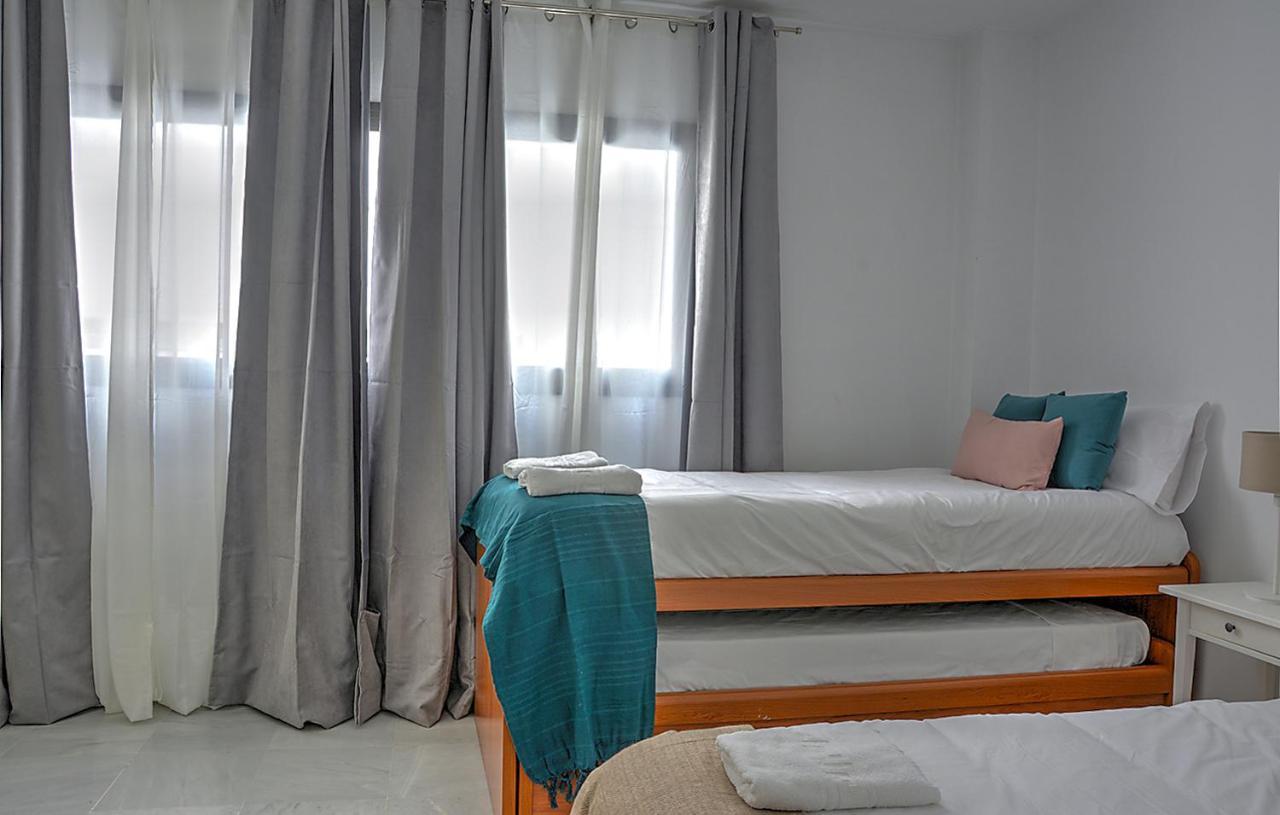 San Bernardo Family Apartment 세비야 외부 사진