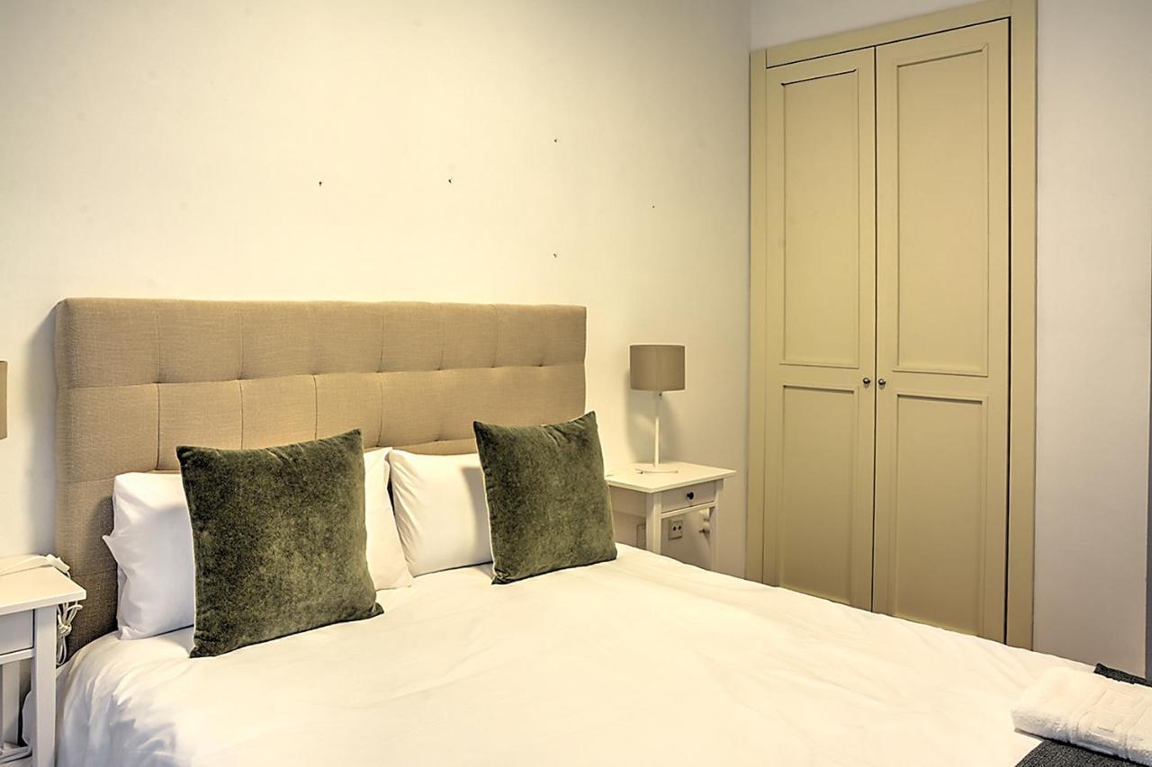 San Bernardo Family Apartment 세비야 외부 사진